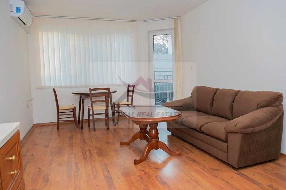 Дава се под наем Двустаен апартамент в Варна, Левски - 68 кв.м за 511 € - Снимка #1