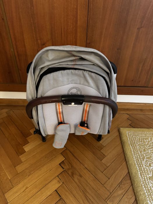 Cybex Eezy S Twist 2 | Rotire 360° | Compact | Până la 22 kg