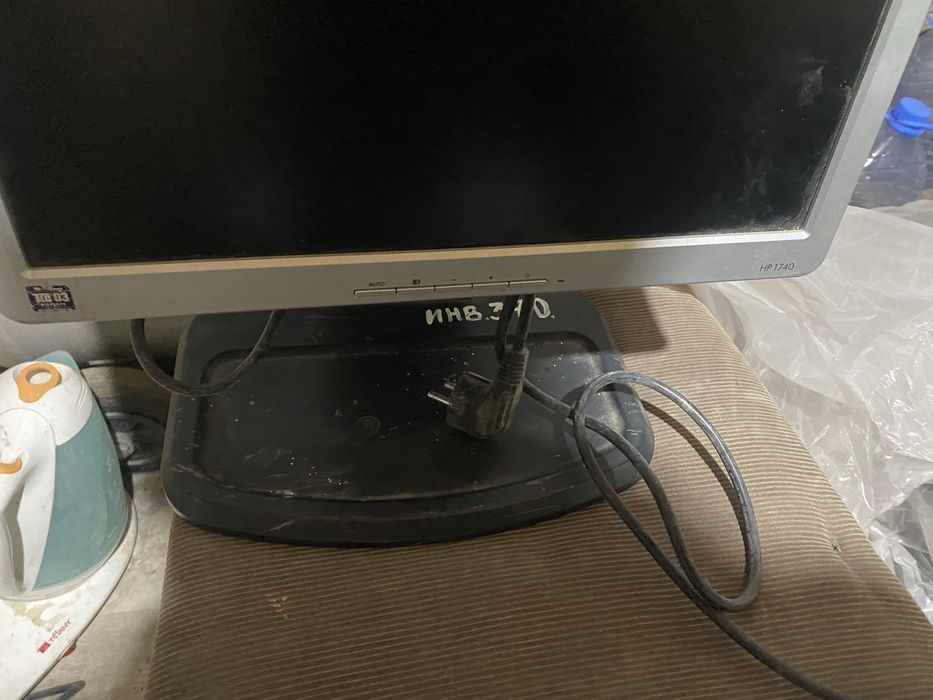Монитор HP.