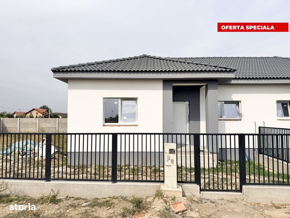 Duplex cu 3 camere cu toate utilitatile - drum asfaltat - Mosnita Noua