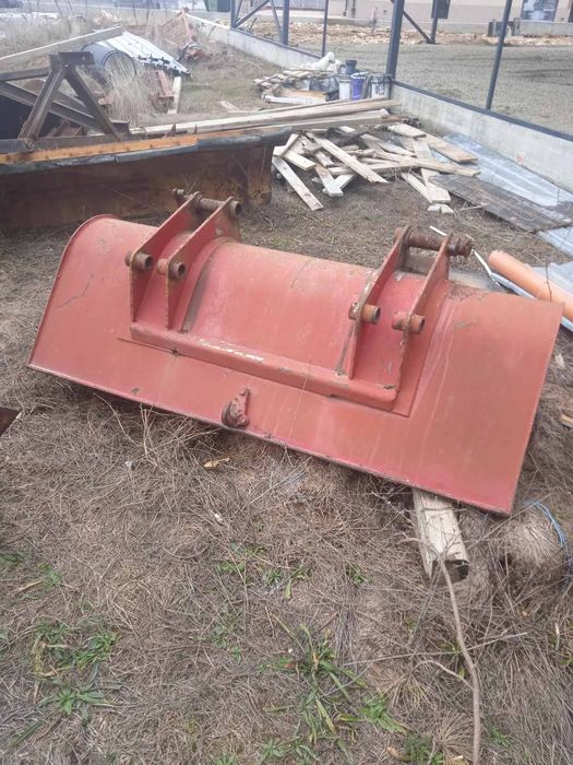 Кофа за челен товарач малко използвана