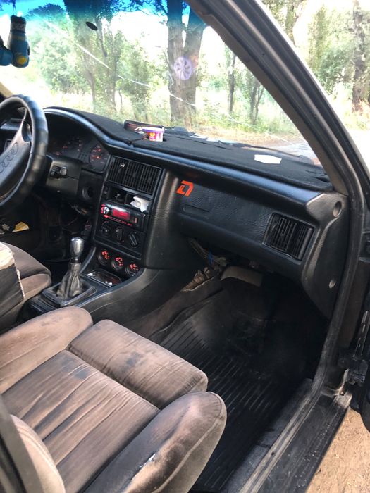 Продам Audi 80 b3  1.8 моео