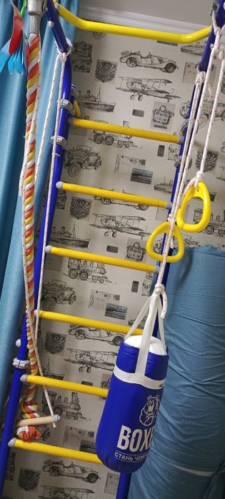 Продам мебель детскую