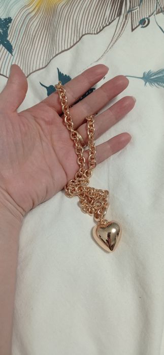 Бижута - гривни и синжири