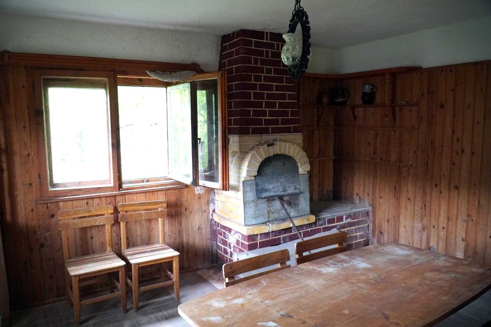 Къща село Белица, махала Бойчиновци, Община Ихтиман, Софийска област