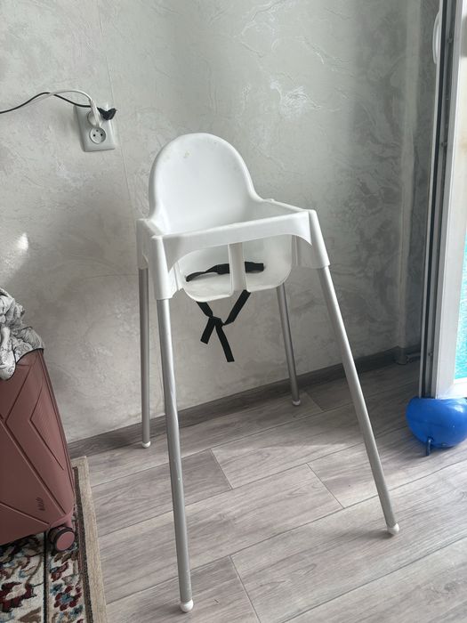 Продам детский стульчик за 6000