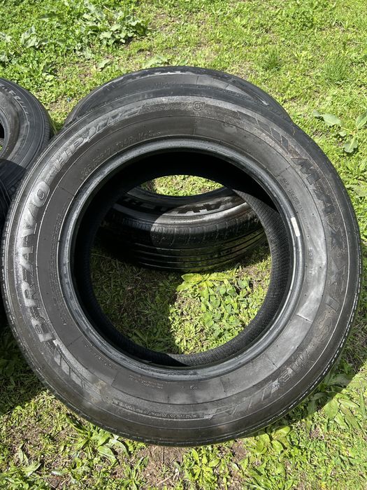 Летние шины 235/65/17