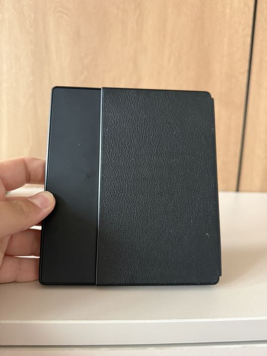 Продам Kindle Oasis