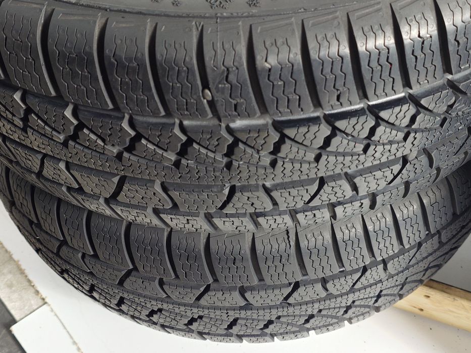 195/45R16 Nexen & Petlas 8,2mm-7,4mm DOT22-21
