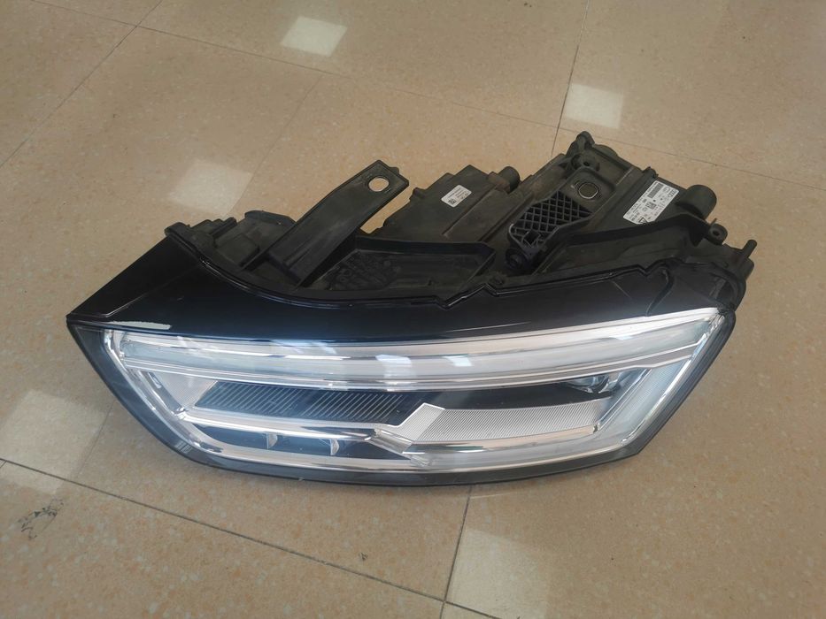 Ауди Audi ку3 Q3 Bi LED фар със завиване
