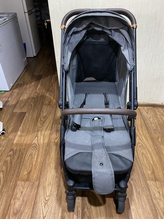 Продам детскую коляску