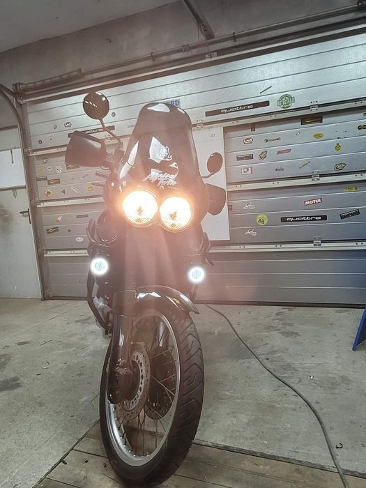 Honda Africa Twin ..