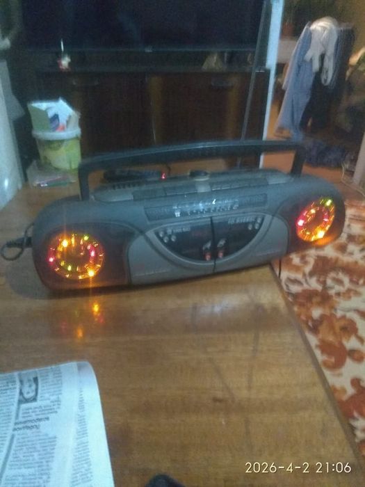 Магнитофон двухкасетный