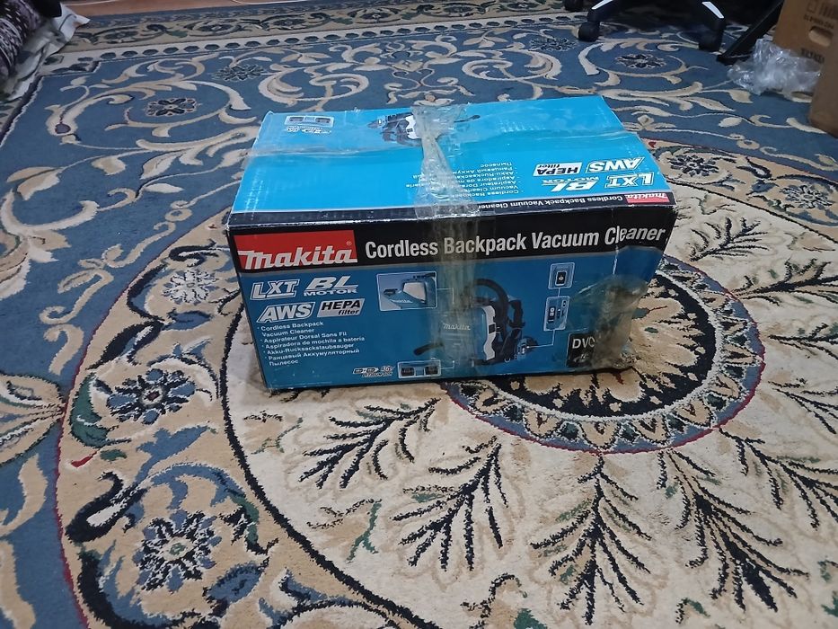Makita cordless backpack vacuum cleaner