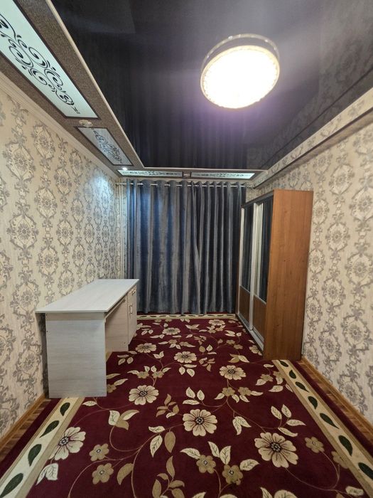 Troxlesnik dom 80 oldida 4 xona 1 etaj