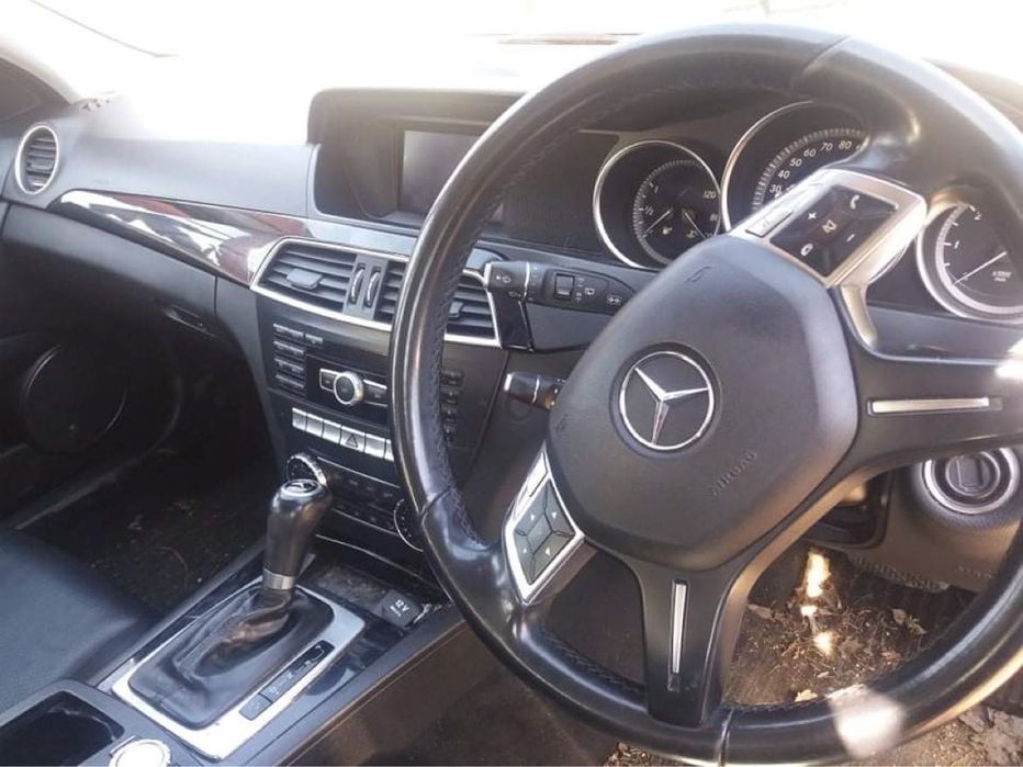 W204 C220 Facelift На Части 651 двигател