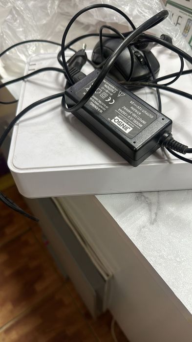 Монитор .регистратор видео наблюдение.