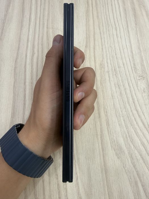 Z Fold 7 12/256 srocna