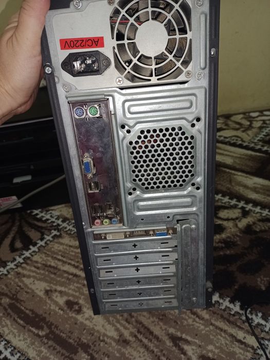 Продается кейс от компьютера.