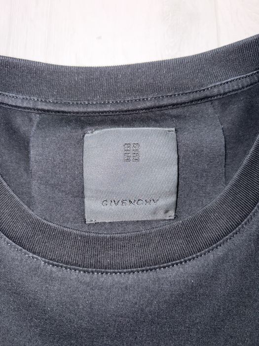 Tricou givenchy