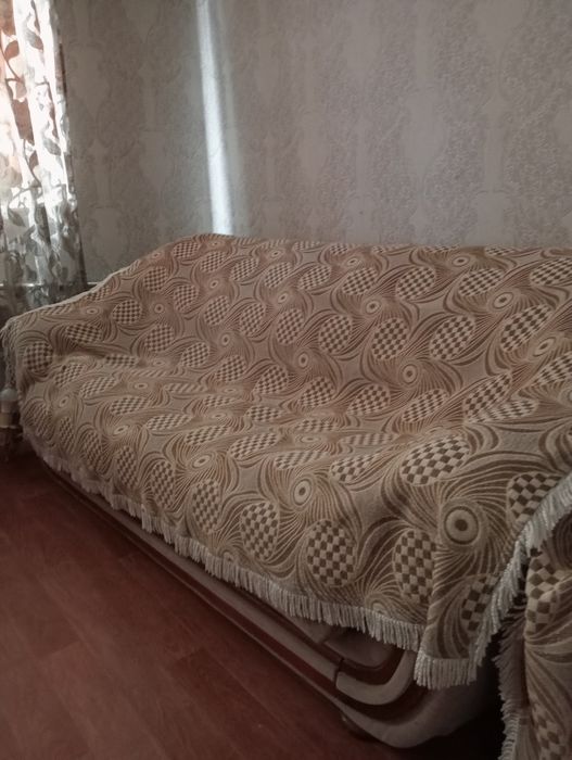 Продам диван и кресло