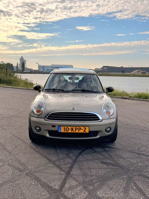 Vind MiniCooper  ClubMan fabricatie 2010