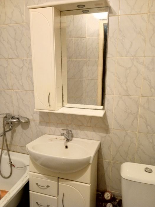 Продаю малосемейку