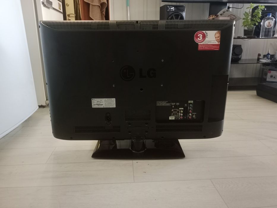 Телевизор LG (возможен торг)