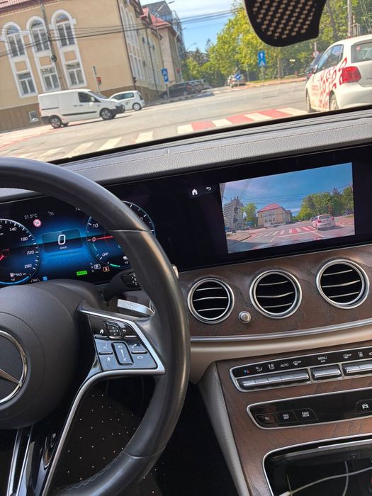 Vând Mercedes Benz E 300 GARANȚIE