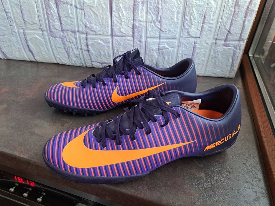 мъжки стоножки,футболни кецове,спортни обувки,Nike Mercurial,найк,44,Нови!