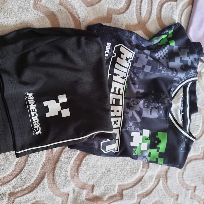 Спортен костюм за момче 158/164