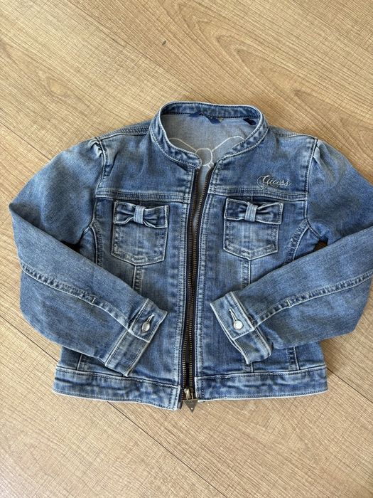 Яке Guess плюс грейка