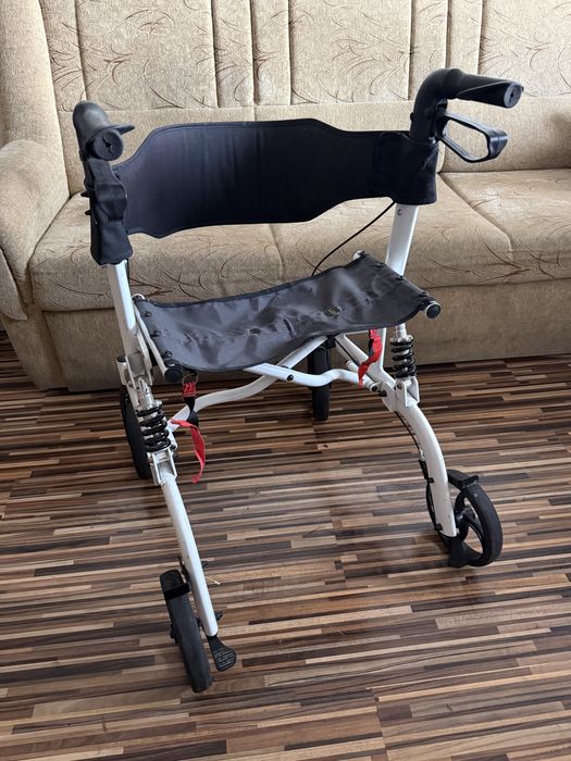 Cadru rulant din aluminiu cu suspensie batrani dizabilitati (ca nou)