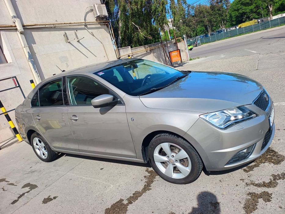 SEAT TOLEDO 2013  automat