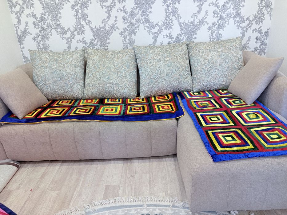 Диван уголовой