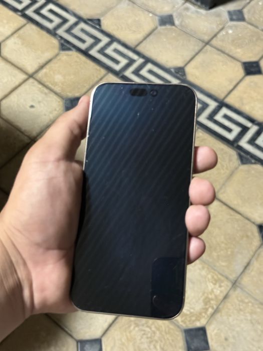 iPhone 16 Pro Maz