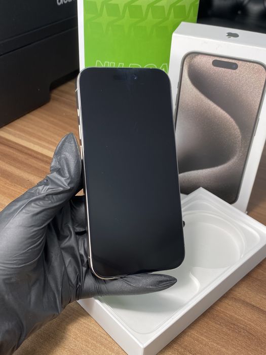 iPhone 15 Pro • 128 GB • Natural Titanium