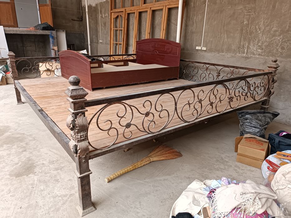 Темир каравот ( су́ри ) сотилади