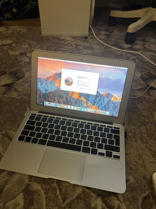 MacBook Air 11 2011 года