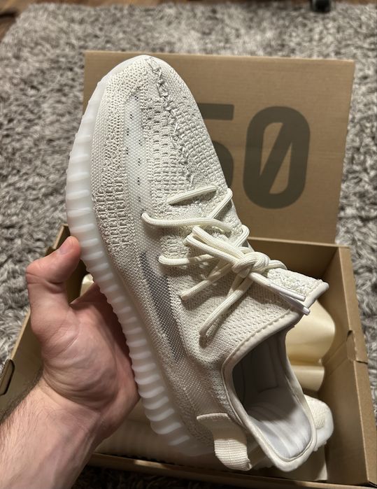 Adidas YEEZY Boost 350 V2 Bone