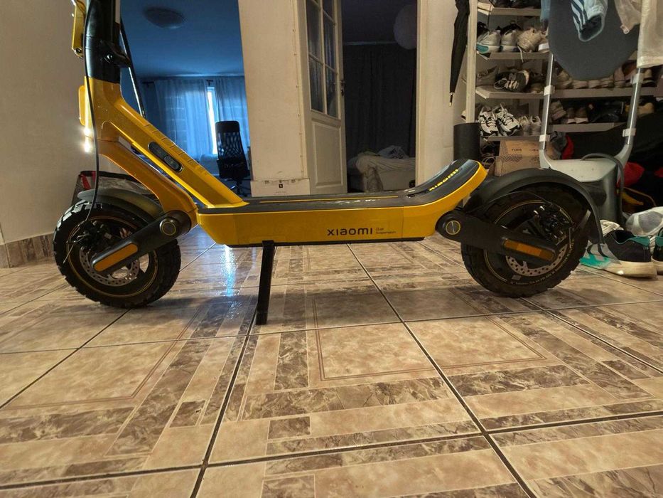 Xiaomi Electric Scooter 6 Ultra – Garantie eMAG – 1018 km – Fast Charger original – Cutie