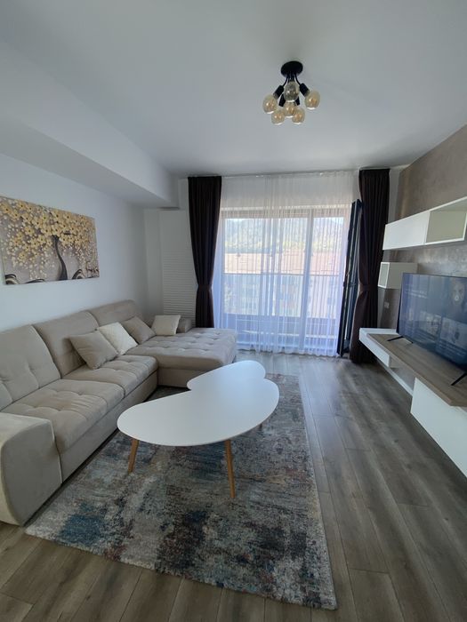 Inchiriez apartament cu 2 camere complet mobilat si utilat