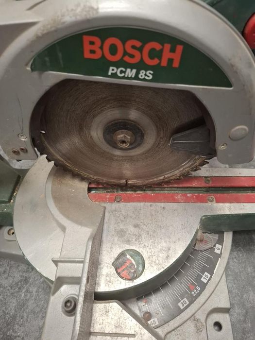 Ferastrau circular Bosch PCM 8S -P-