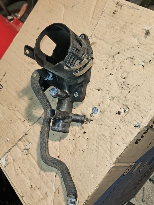 Suport filtru motorina Mercedes OM651 A6512001056