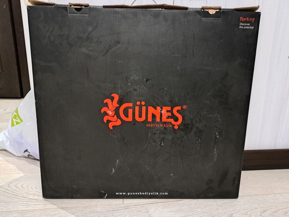 Картина в рамках