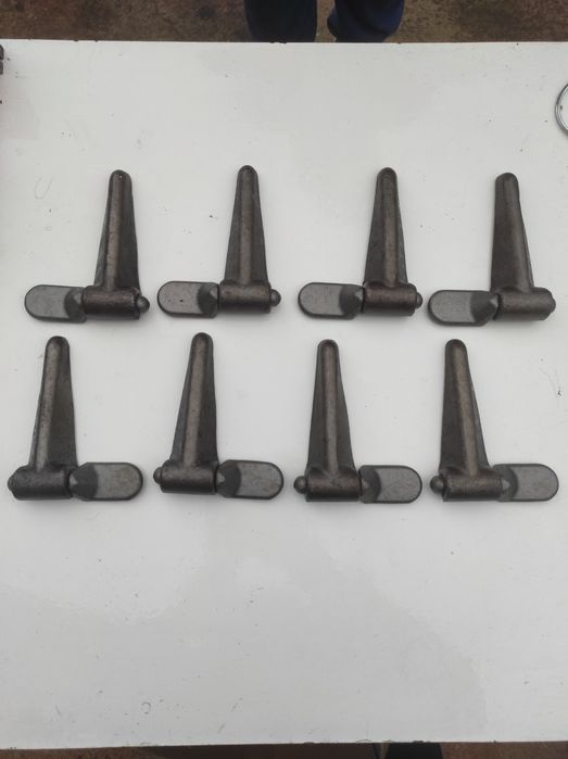 Închizători balamale obloane bile basculare prinderi sașiu cilindru