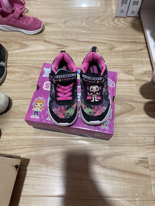 Кроссовки Skechers 31 р Лимитка