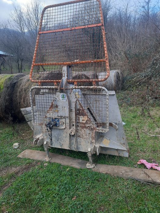 Troliu forestier 8 tone pentru tractor