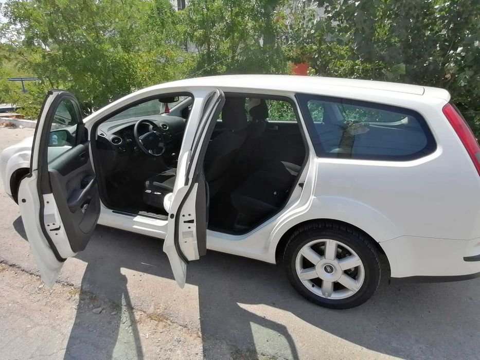 FORD Focus 2005 — imagine 5