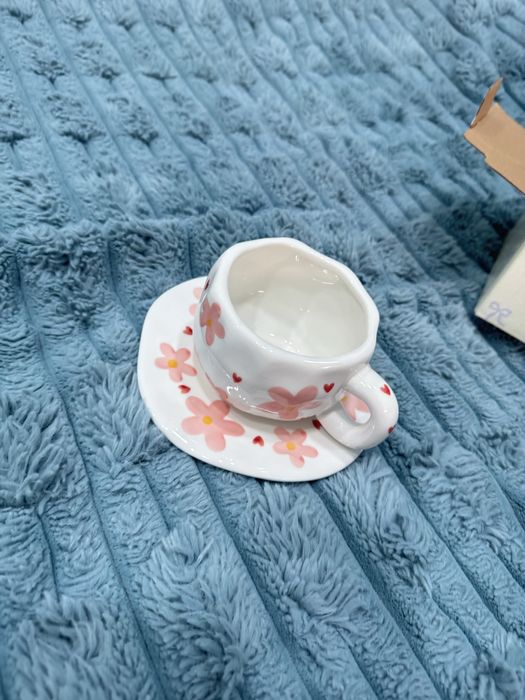 Чашка с тарелкой в упаковке